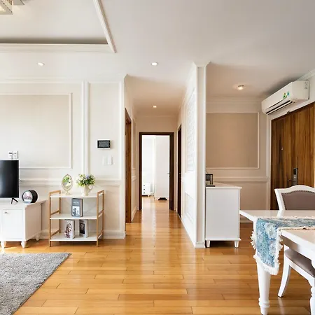 Leman Luxury 3 Bedroom Apartment By Chloe Ho Chi Minh City Exterior photo